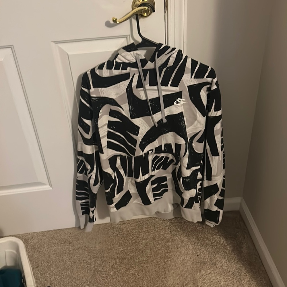 Nike large hoodie